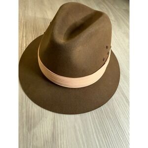 Hunting World New York Minisafari Brown Felt Fedora Hat Size 7 1/4 South Africa